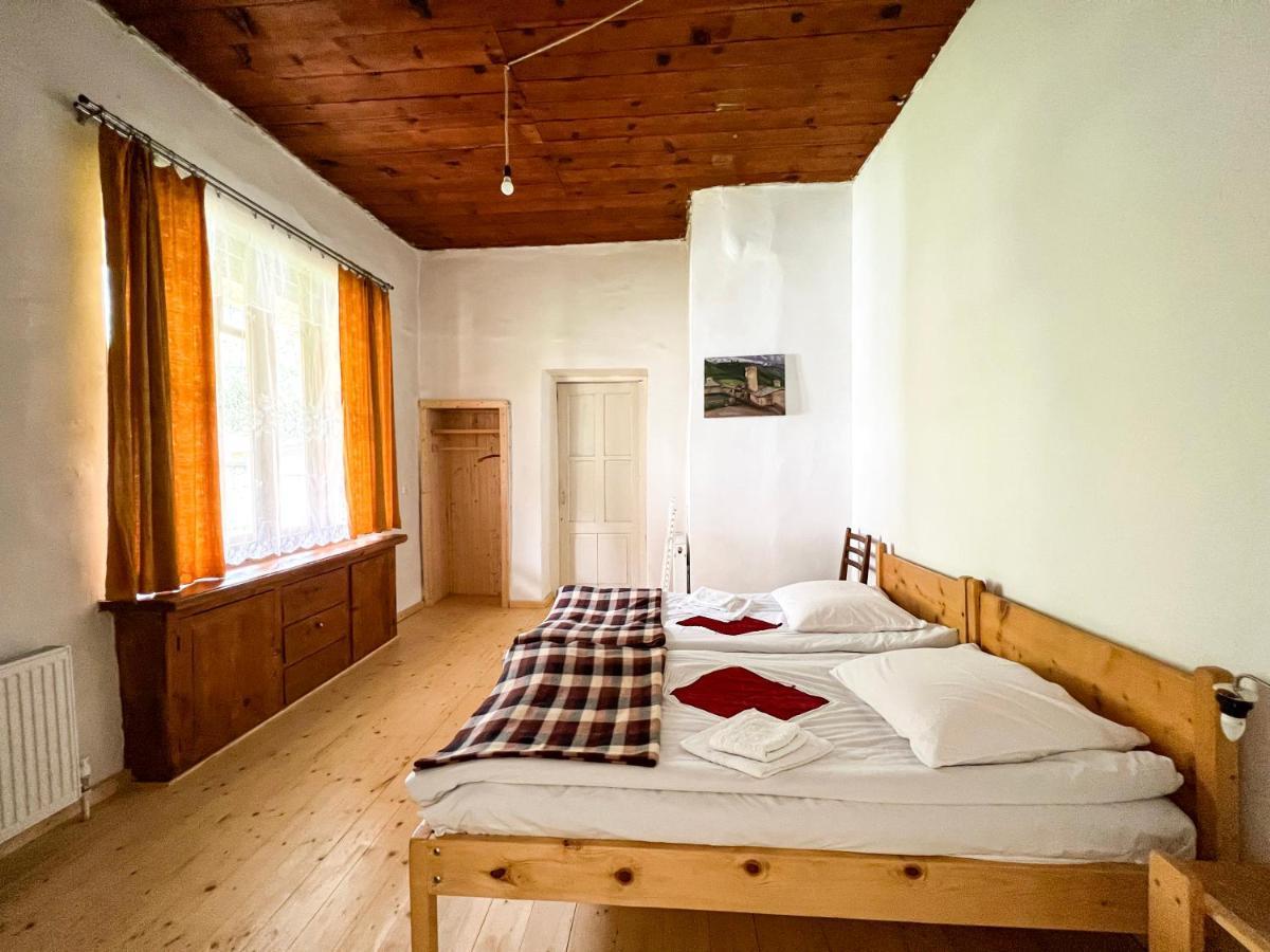 Guest House Svan-Ski メスティア エクステリア 写真